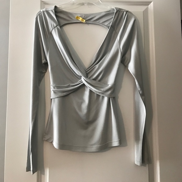 Sexy Silver Top - Picture 4 of 7